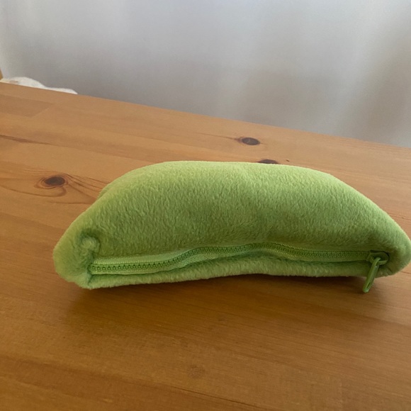 Toy Story 3 pea doll - Picture 2 of 3